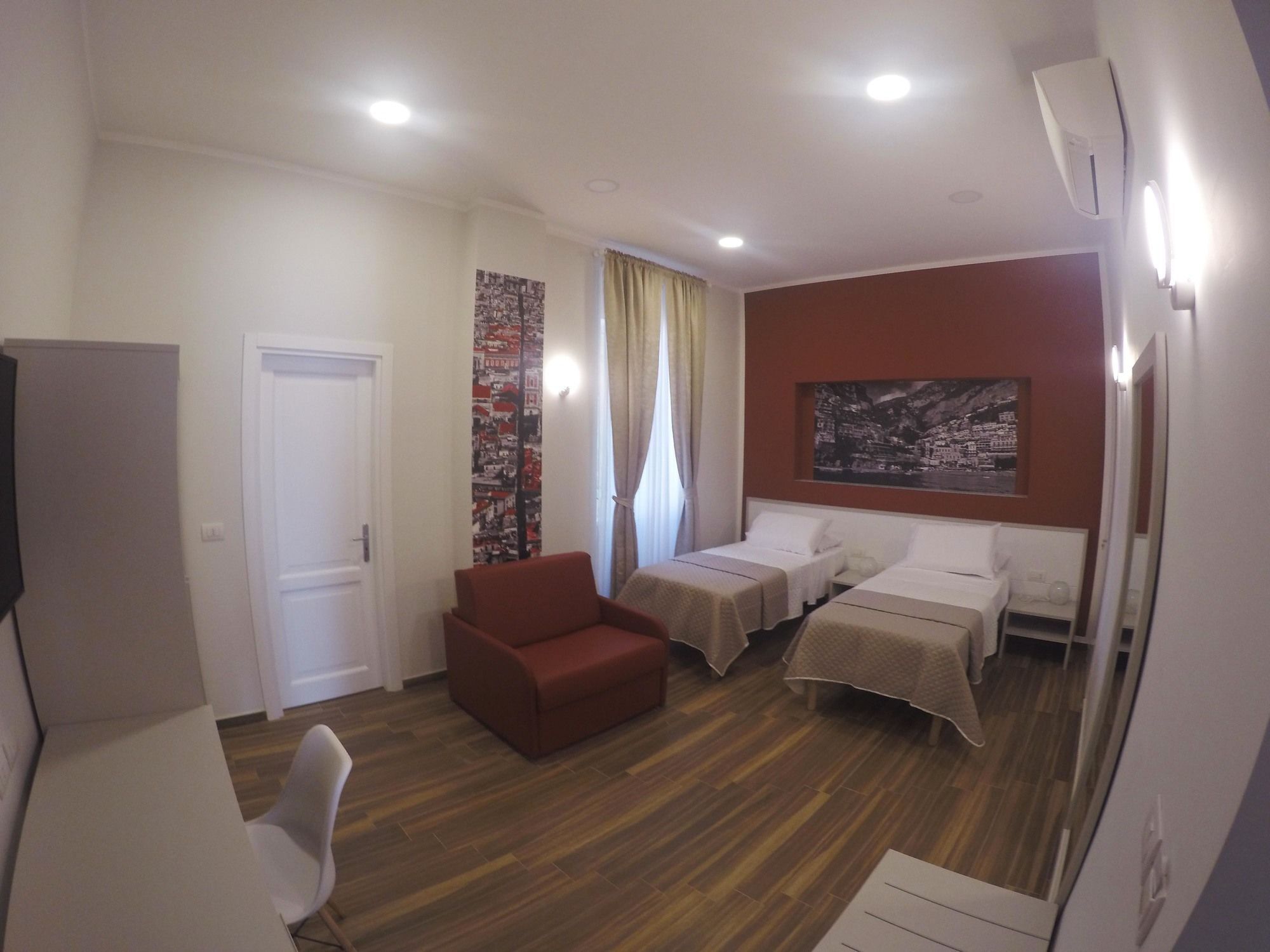 Rooms Stazione Centrale Napoli Eksteriør billede